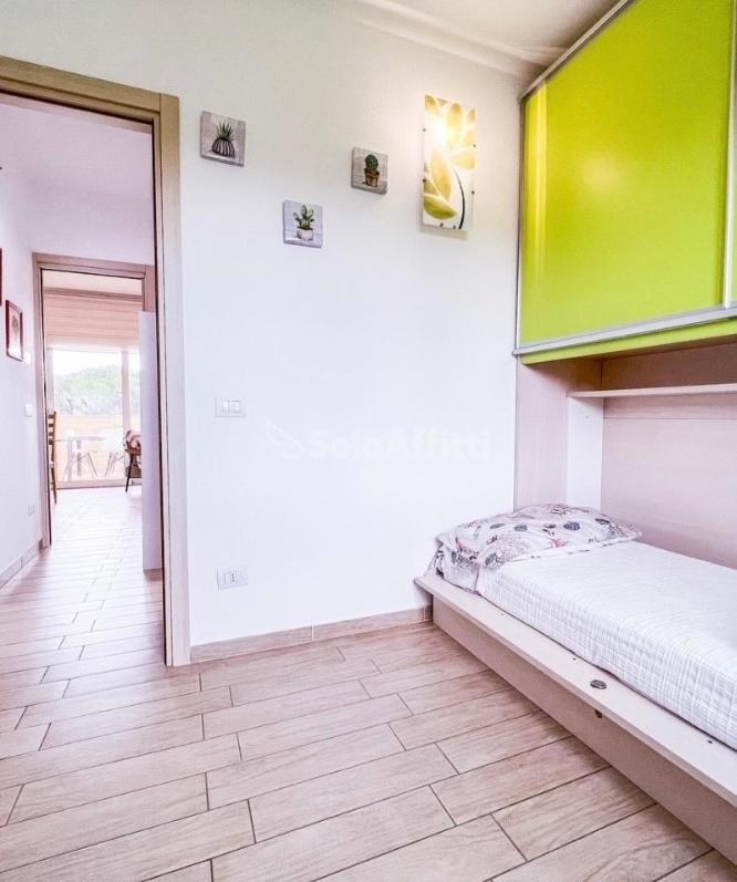 Airport Apartment